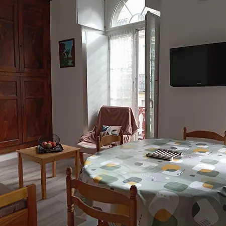 3etoiles Plein Centre 4pers Avec Balcon Cauterets