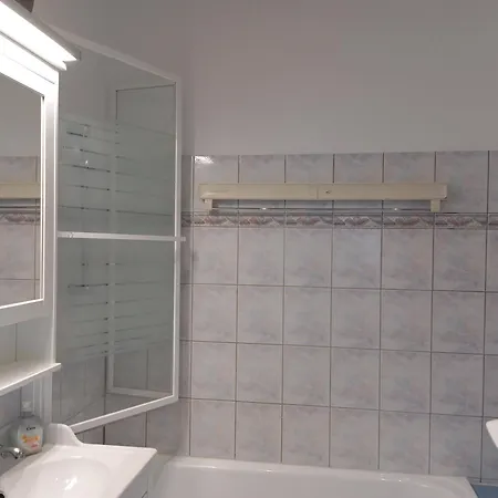 3etoiles Plein Centre Avec Balcon Apartamento *