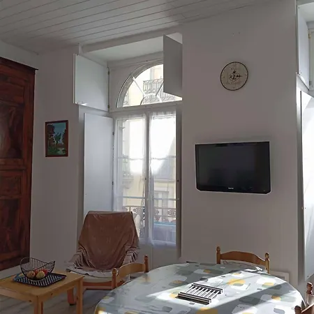 4 Personnes Plein Centre Avec Balcon *