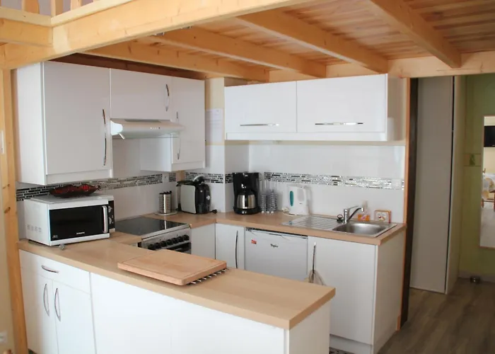 4 Personnes Plein Centre Avec Balcon Апартаменты *